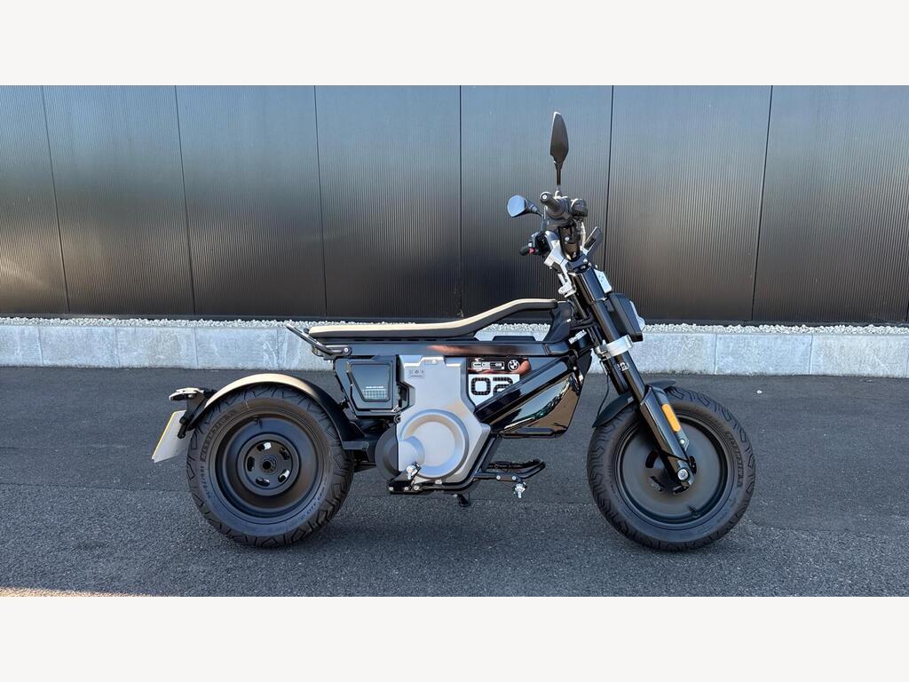 BMW CE 02