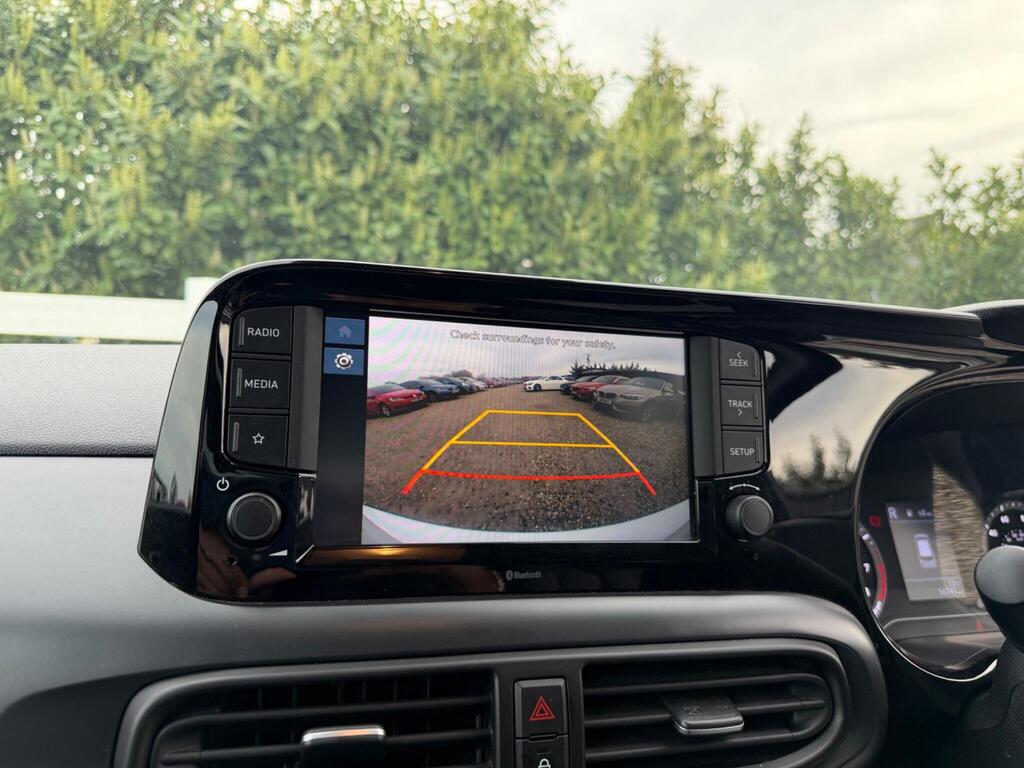 2022 Hyundai i10 thumbnail 30