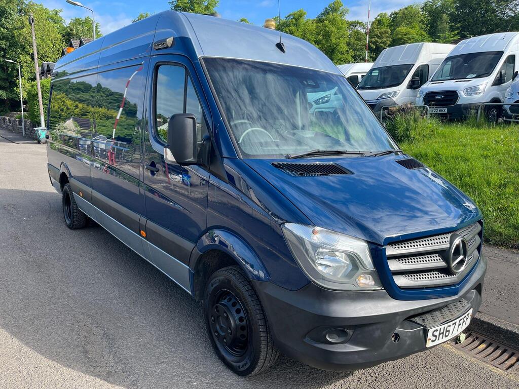 Mercedes-Benz Sprinter Panel Van 2.1 516 CDi RWD L3 H3 4dr