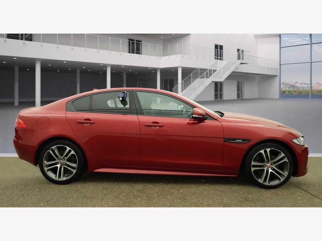 2015 Jaguar XE thumbnail 5