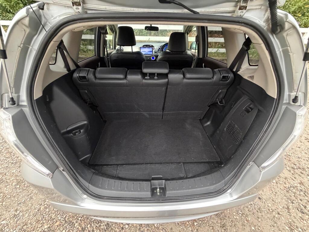 2013 Honda Jazz thumbnail 27