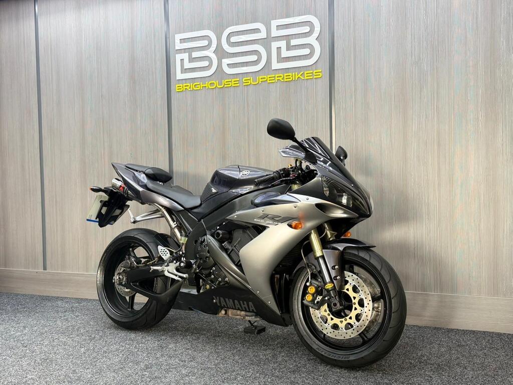 Yamaha R1 Super Sports 1000