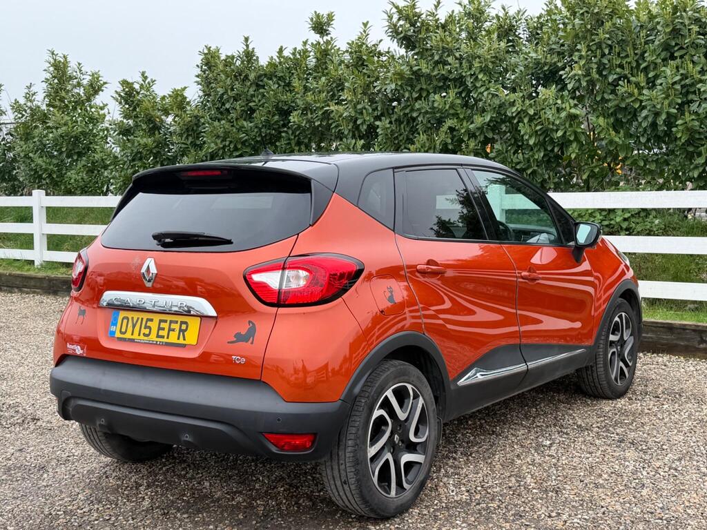 2015 Renault Captur thumbnail 12
