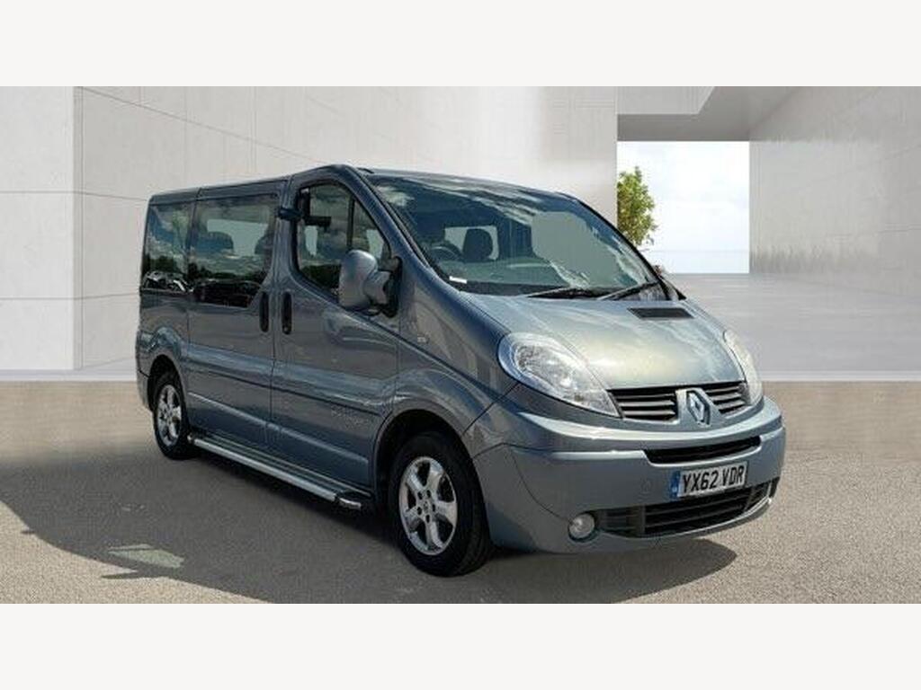 Renault Trafic Minibus 2.0 DCI sport auto 9 seat minibus