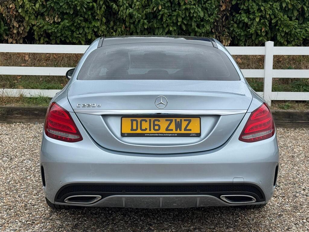 Mercedes-Benz C Class 2.1 C220d AMG Line (Premium) 7G-Tronic+ Euro 6 (s/s) 4dr thumbnail 3