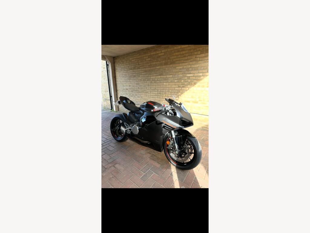 Ducati Panigale V2