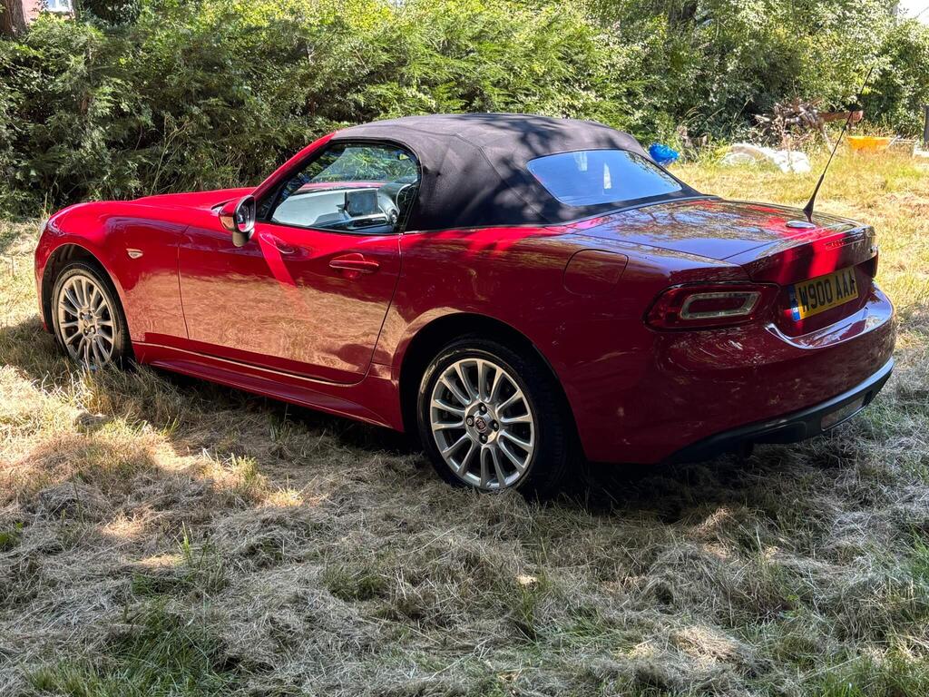 Fiat 124 Spider