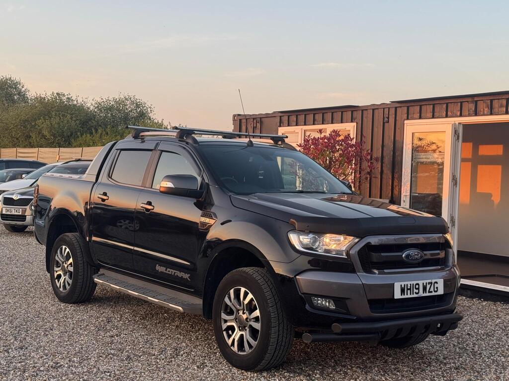 Ford Ranger 3.2 TDCi Wildtrak Auto 4WD Euro 5 4dr thumbnail 9