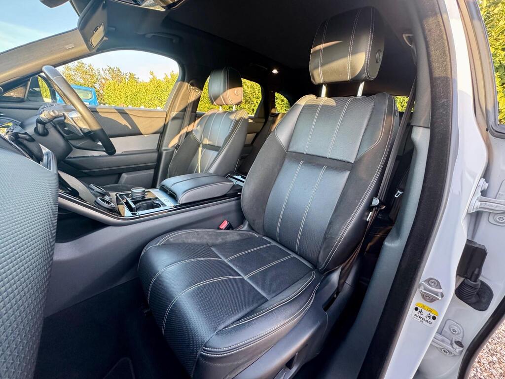 Land Rover Range Rover Velar 2.0 D240 R-Dynamic S Auto 4WD Euro 6 (s/s) 5dr thumbnail 8