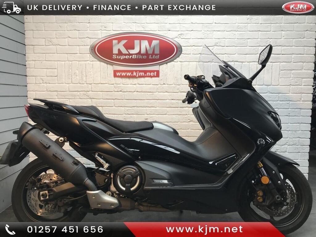 Yamaha TMAX 560