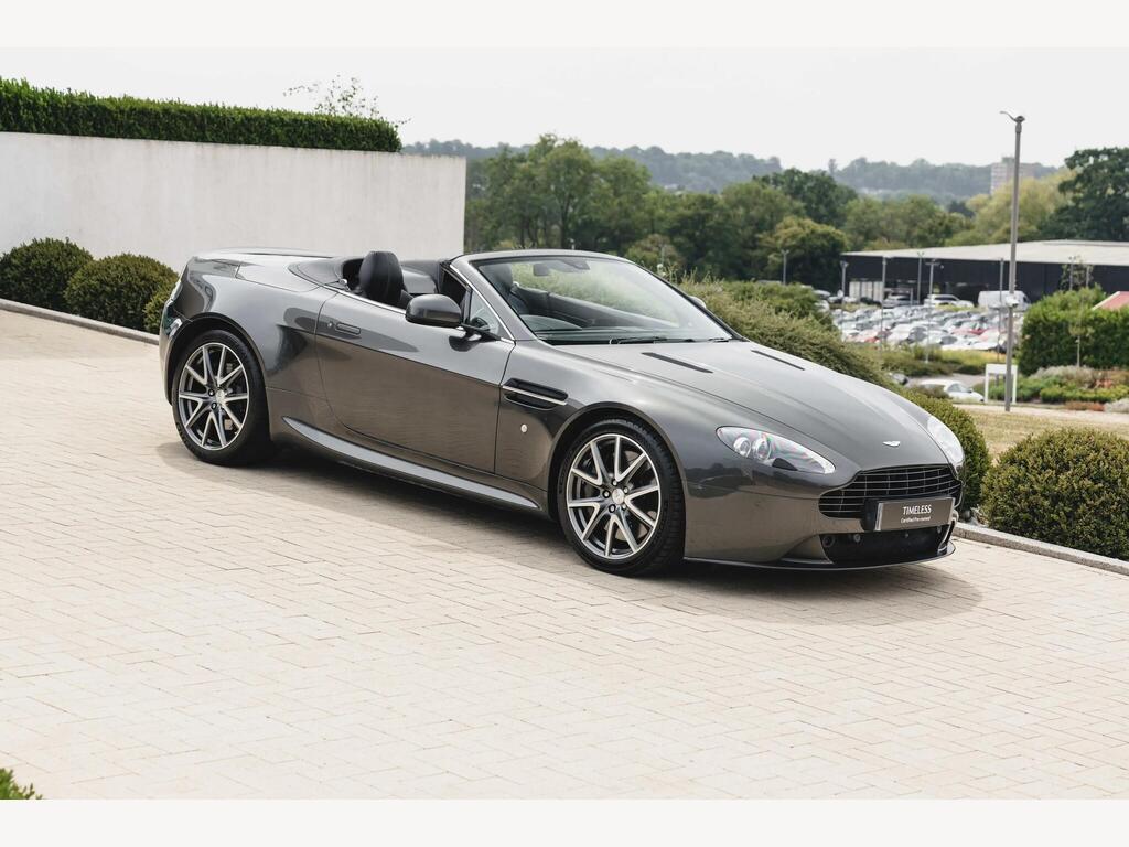 Aston Martin Vantage