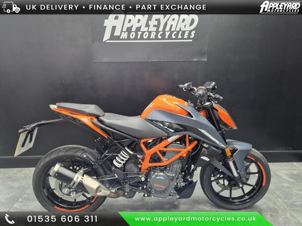 KTM 390 Duke
