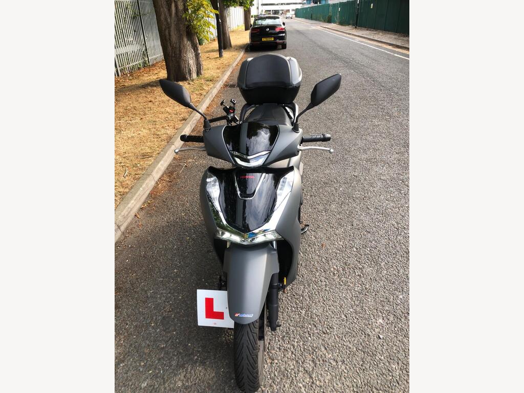 Honda SH125i