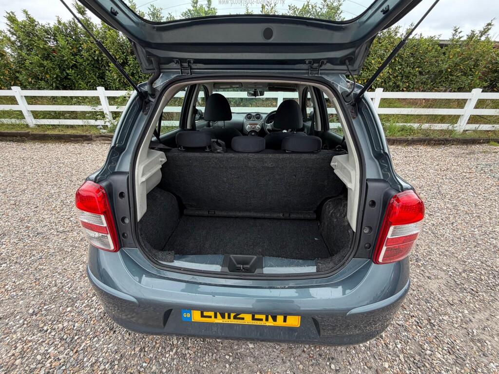 2012 Nissan Micra thumbnail 15
