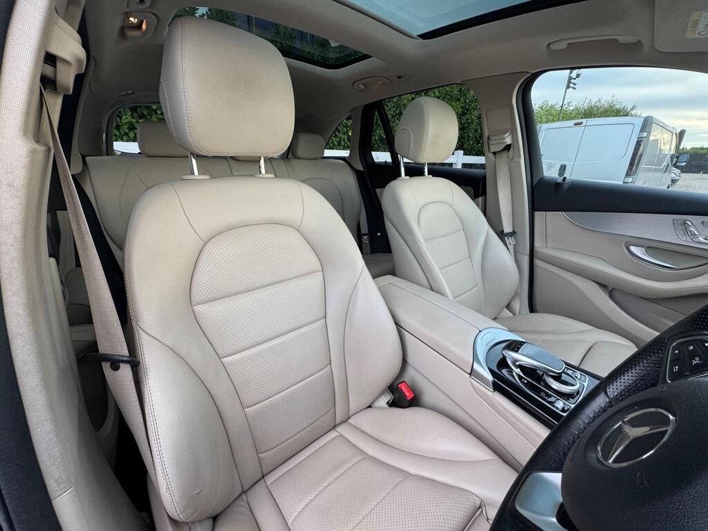 Mercedes-Benz GLC 2.1 GLC220d Sport (Premium) G-Tronic 4MATIC Euro 6 (s/s) 5dr thumbnail 10