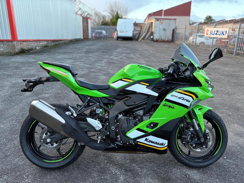 Kawasaki Ninja ZX-4RR