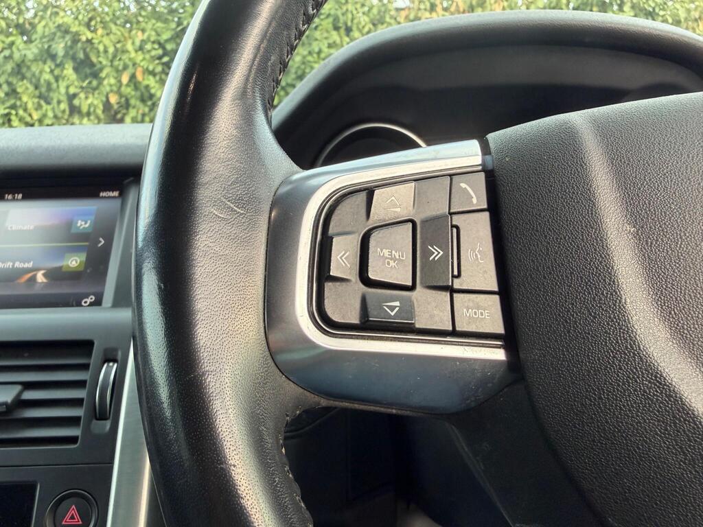 2018 Land Rover Discovery Sport thumbnail 21