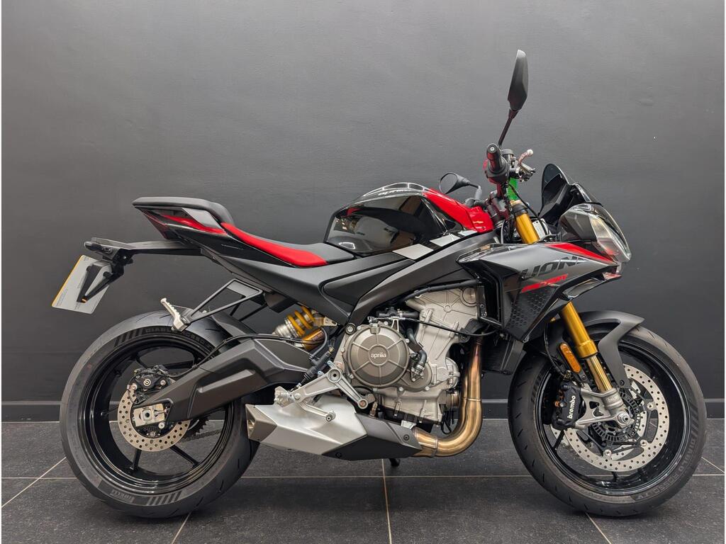 Aprilia Tuono 660