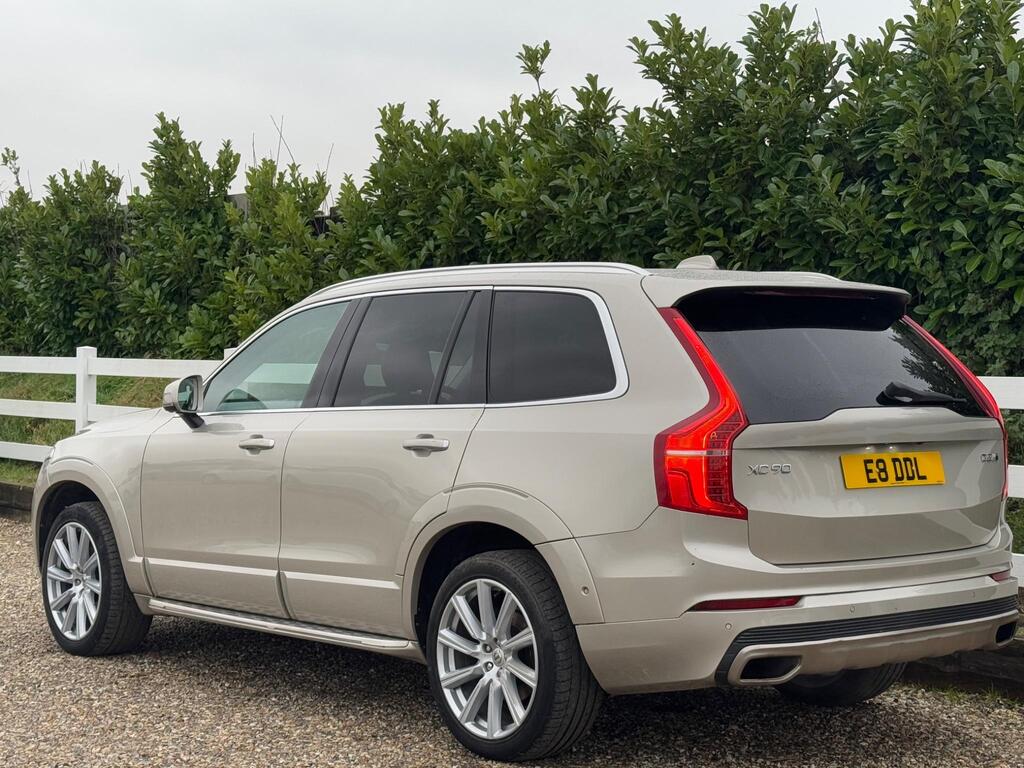 Volvo XC90 2.0 D5 Inscription Geartronic 4WD Euro 6 (s/s) 5dr thumbnail 21
