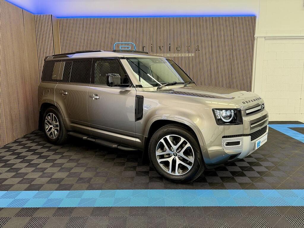 Land Rover Defender 110