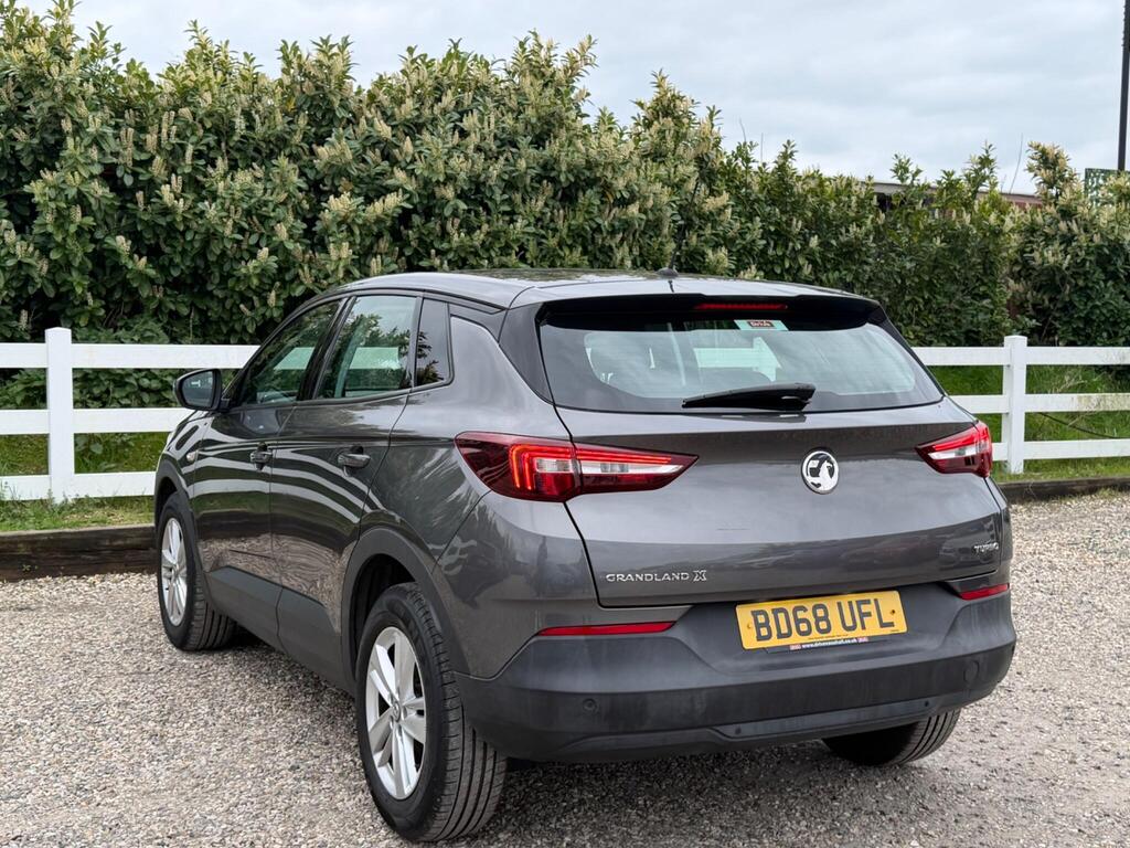 2018 Vauxhall Grandland X thumbnail 5