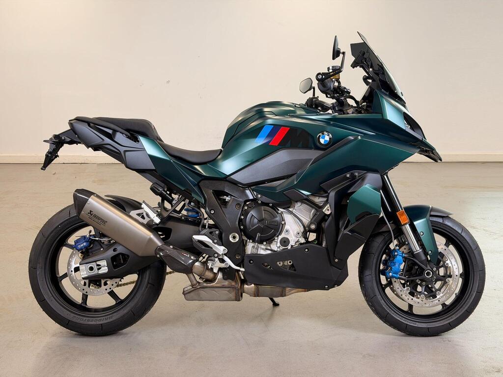 BMW M 1000 XR