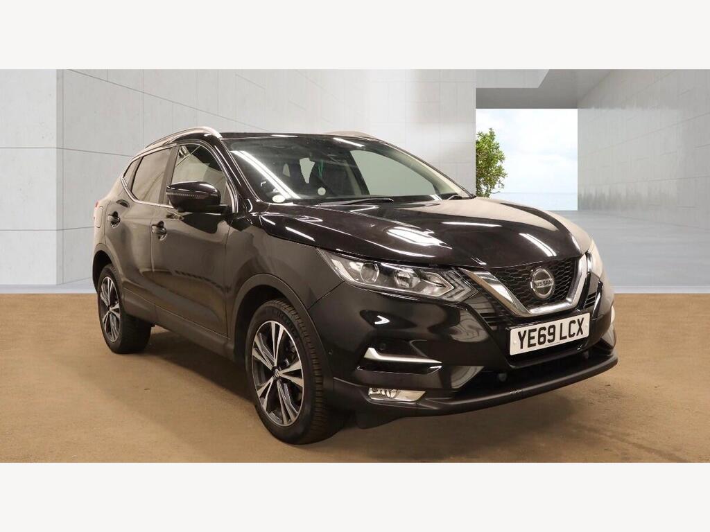 Nissan Qashqai SUV 1.3 DIG-T N-Connecta DCT Auto Euro 6 (s/s) 5dr