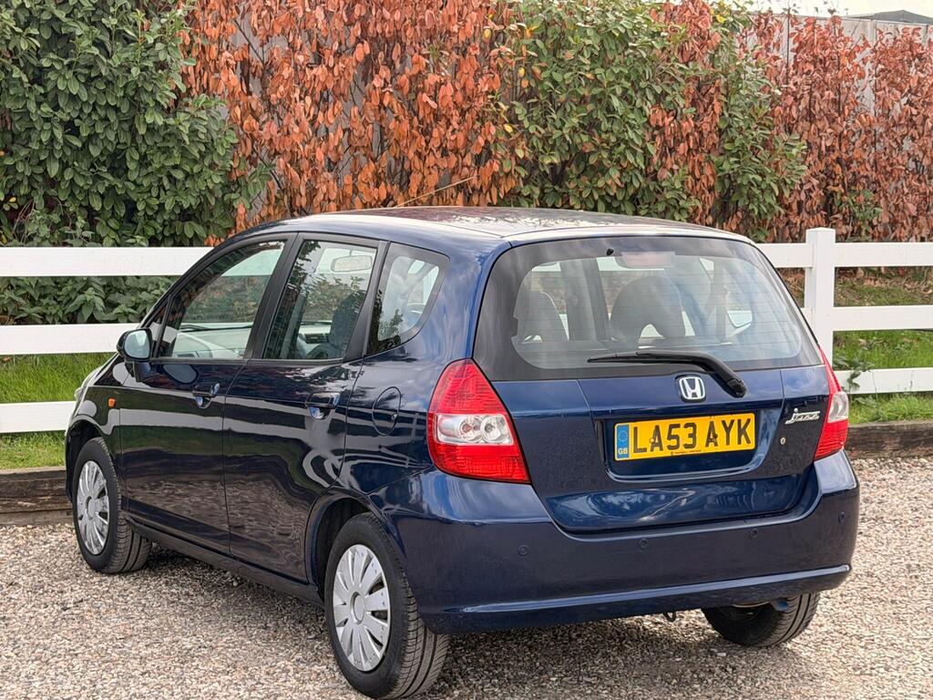 2004 Honda Jazz thumbnail 14
