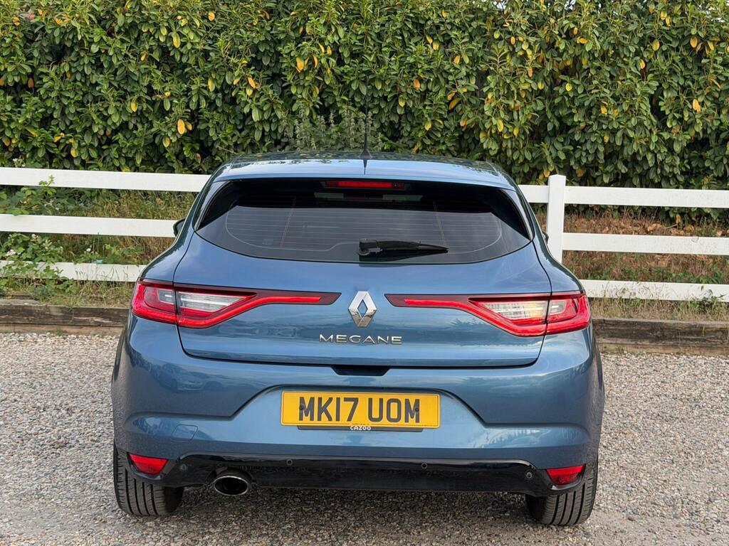 2016 Renault Megane thumbnail 11