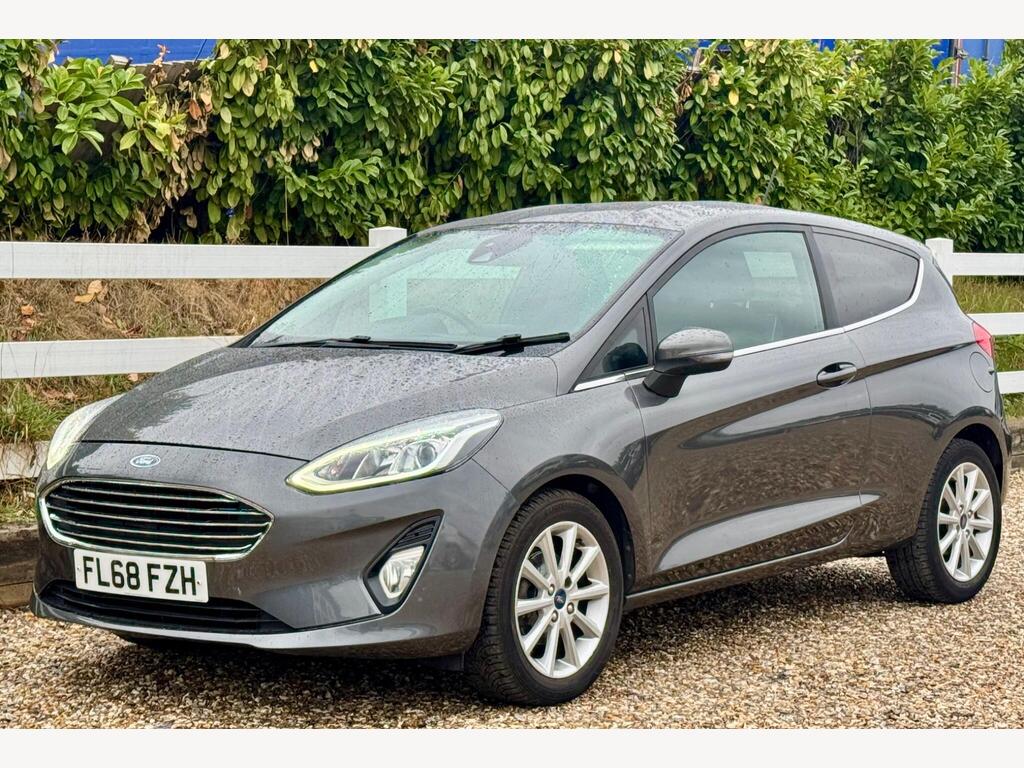 Ford Fiesta 1.0T EcoBoost Titanium Euro 6 (s/s) 3dr thumbnail 8
