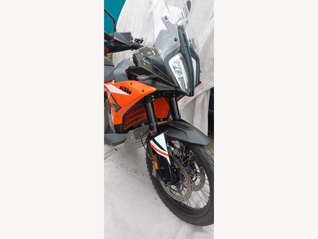 KTM 890 Adventure