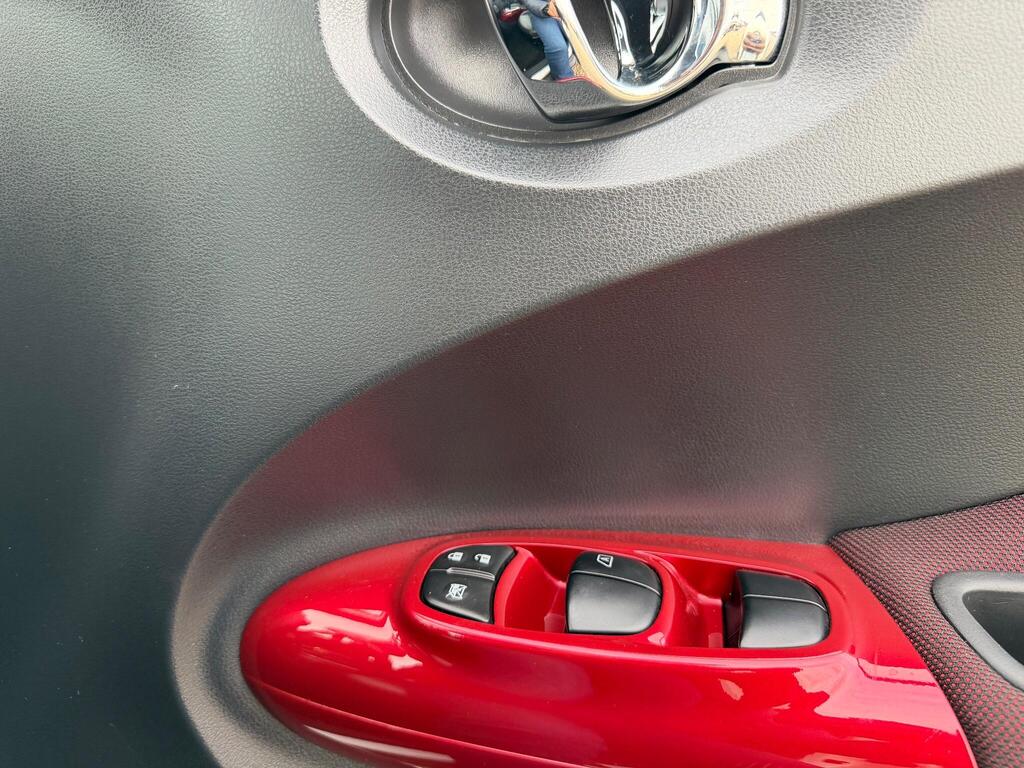 Nissan Juke 1.6 Tekna CVT Euro 5 5dr thumbnail 25