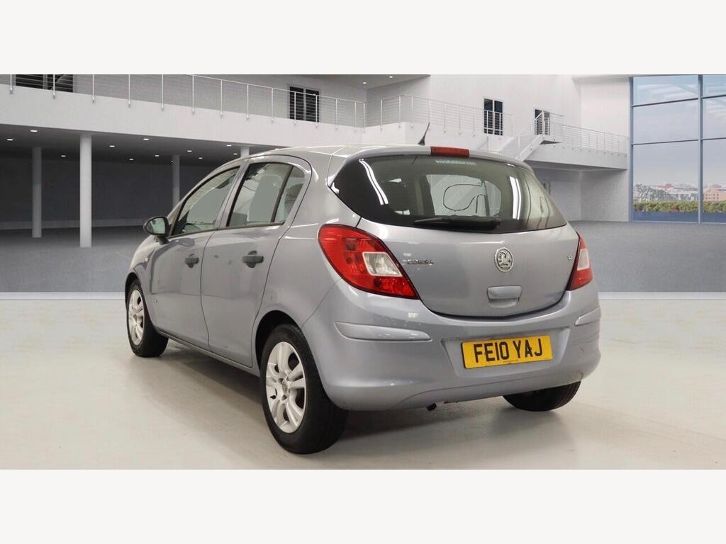 2010 Vauxhall Corsa thumbnail 3