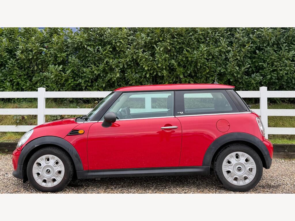 2011 MINI Hatch thumbnail 9