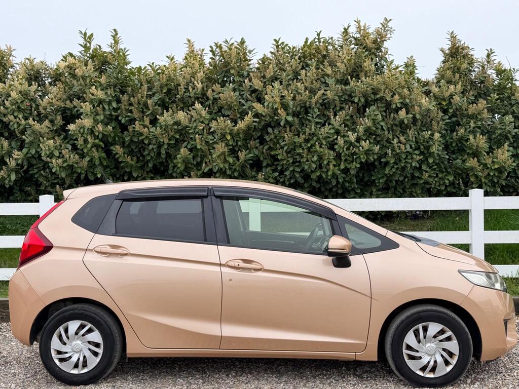 2014 Honda Jazz thumbnail 12