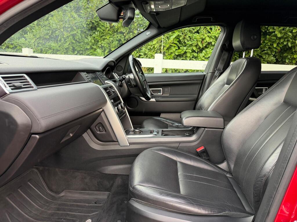 Land Rover Discovery Sport 2.0 Si4 HSE Auto 4WD Euro 6 (s/s) 5dr thumbnail 15