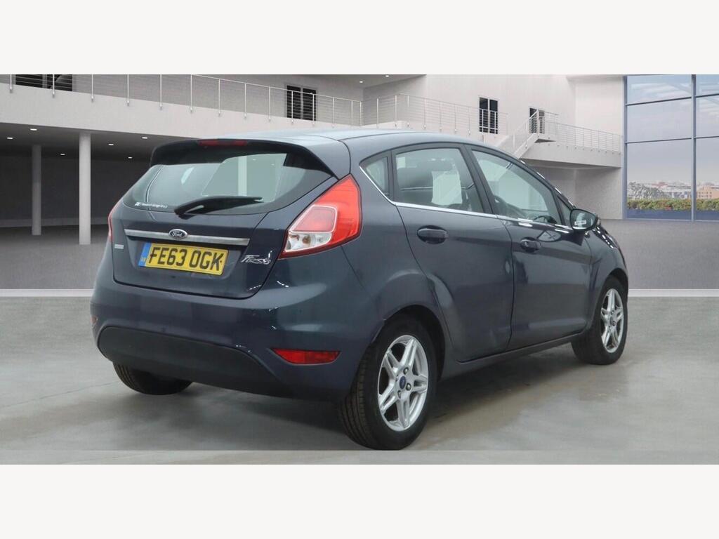 2013 Ford Fiesta thumbnail 6