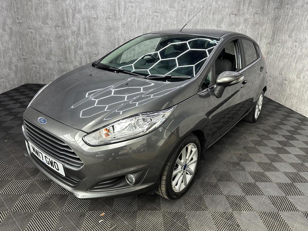 Ford Fiesta Hatchback 1.0T EcoBoost Titanium Euro 6 (s/s) 5dr