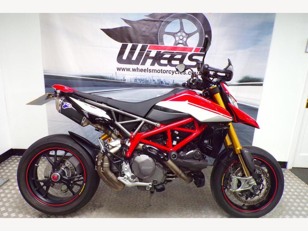 Ducati Hypermotard 950