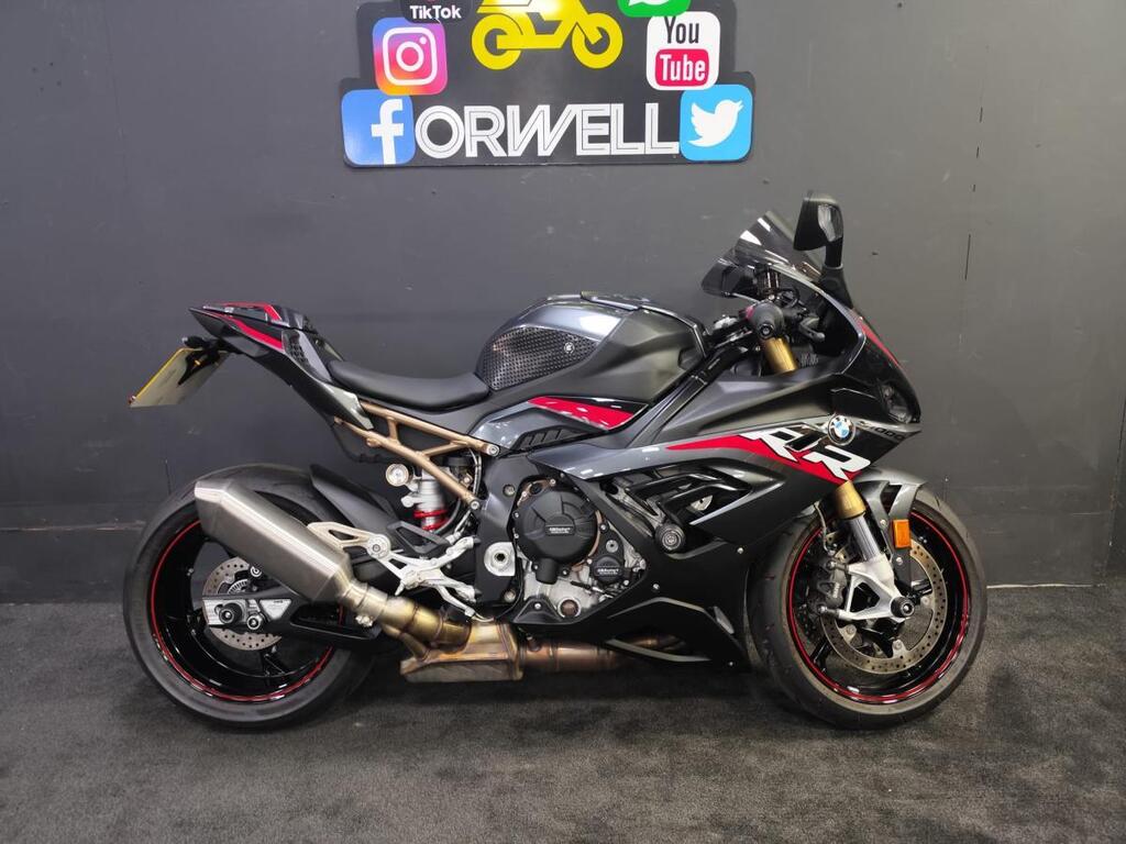 BMW S 1000 RR