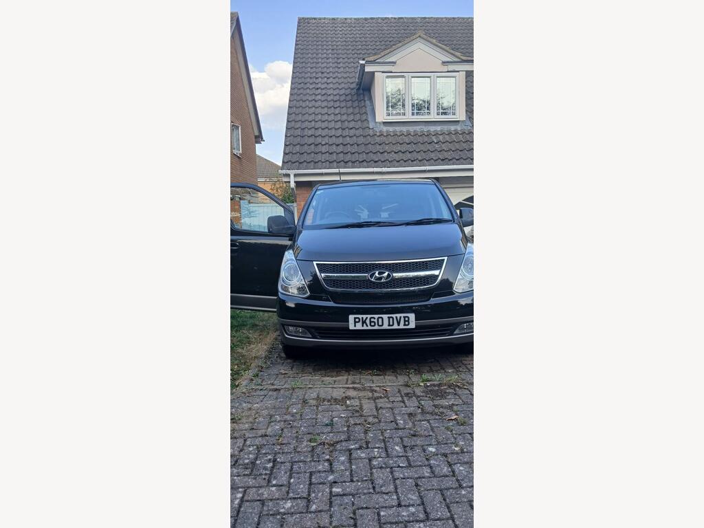 Hyundai i800