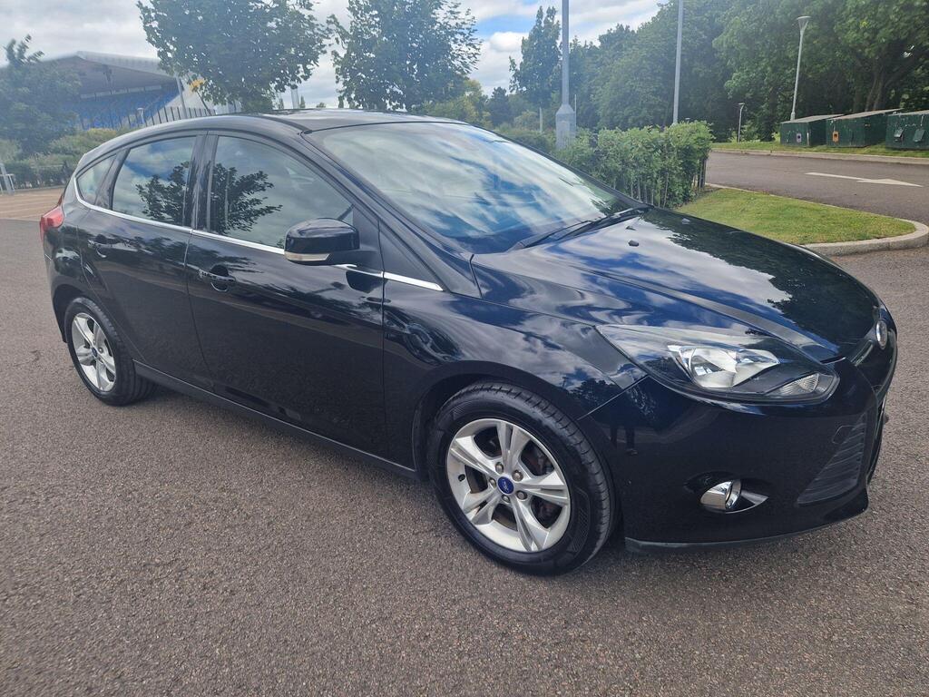 Ford Focus Hatchback 1.6 Zetec Powershift Euro 5 5dr