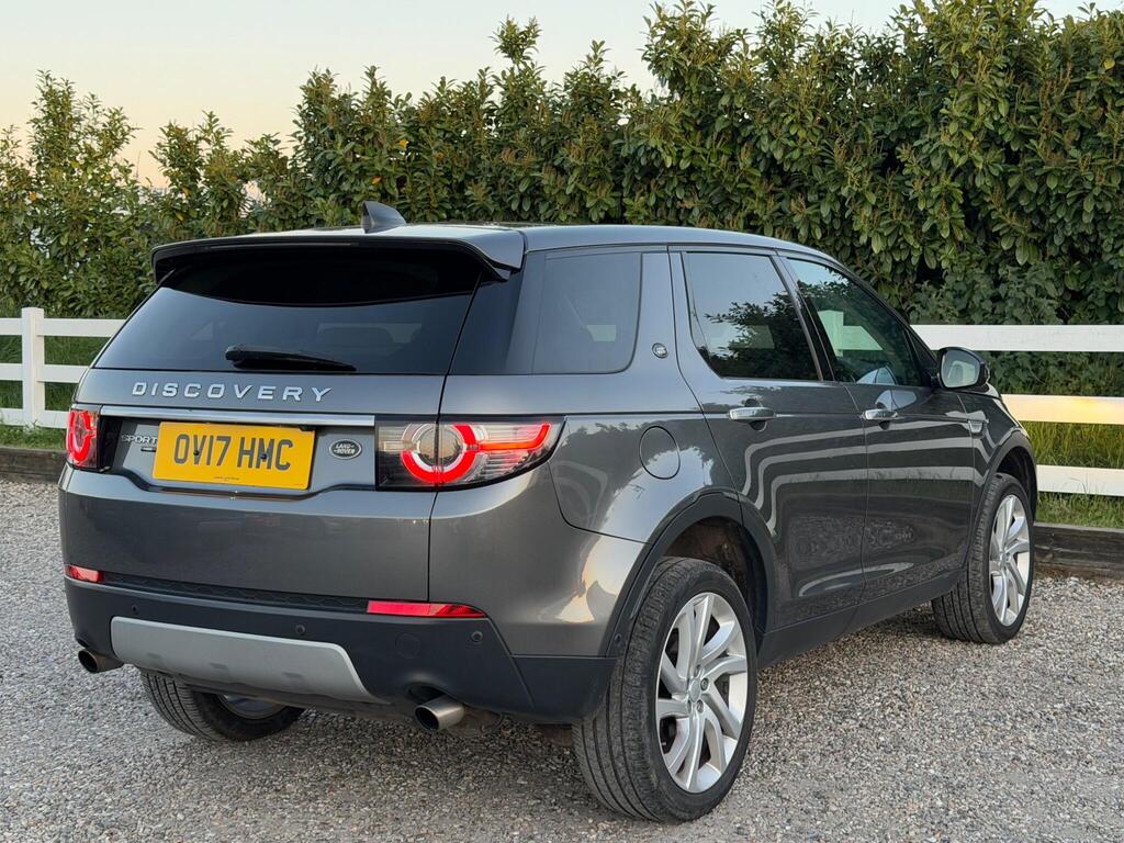 2017 Land Rover Discovery Sport thumbnail 14