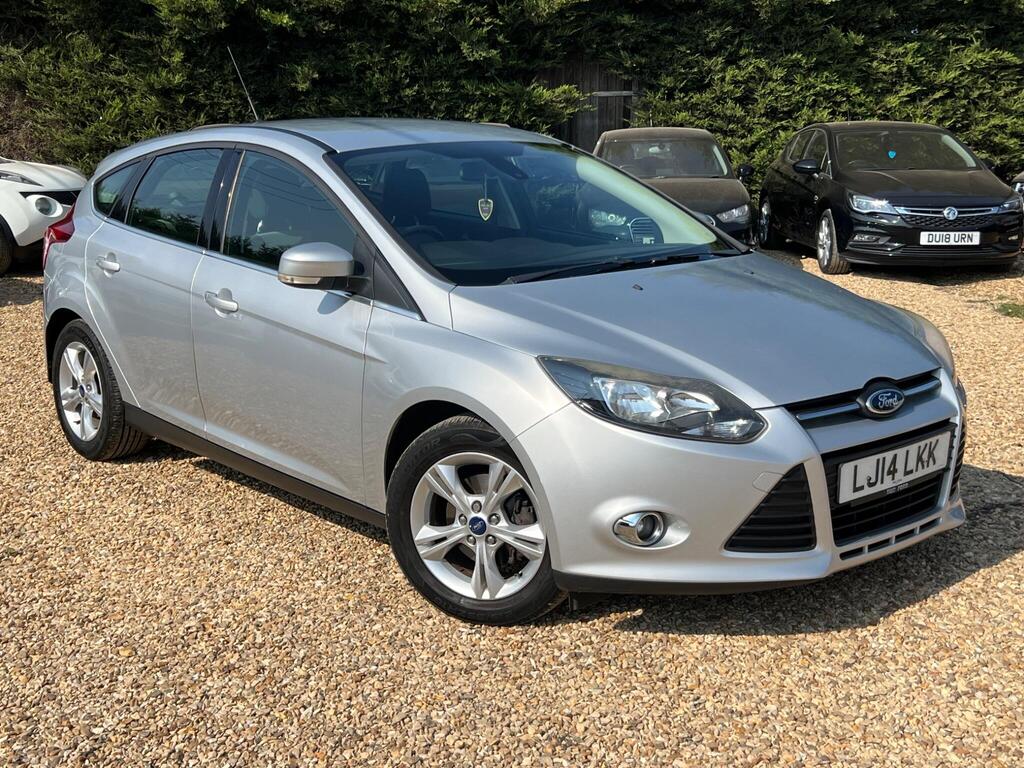 Ford Focus Hatchback 1.6 TDCi Zetec Euro 5 (s/s) 5dr