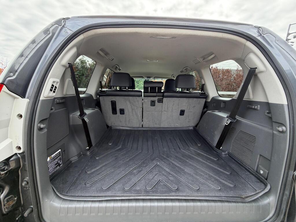 2010 Toyota Land Cruiser thumbnail 47