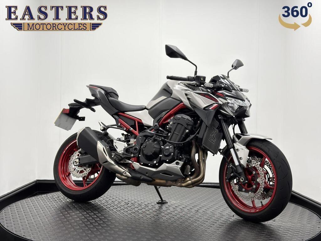 Kawasaki Z900