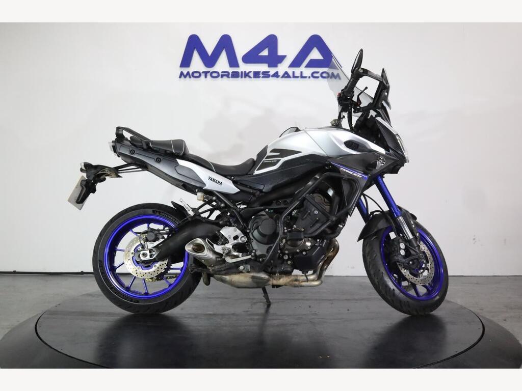 Yamaha TRACER 900