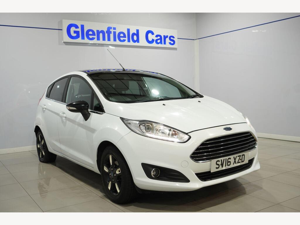 Ford Fiesta Hatchback 1.25 Zetec White Edition Euro 6 5dr