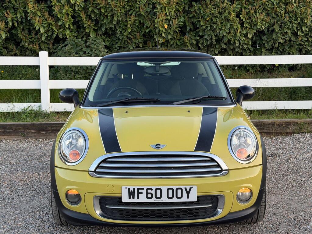 2010 MINI Hatch thumbnail 4