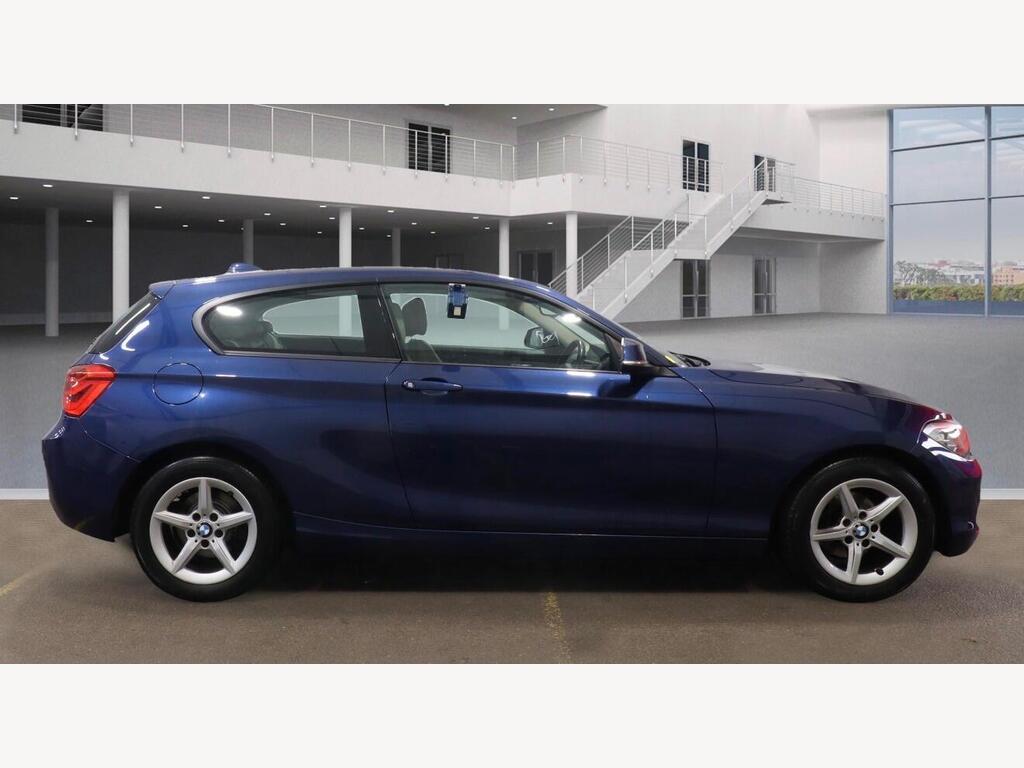 2017 BMW 1 Series thumbnail 5